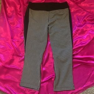 NWOT Renuar never worn dress pants size 6 capris stretchy